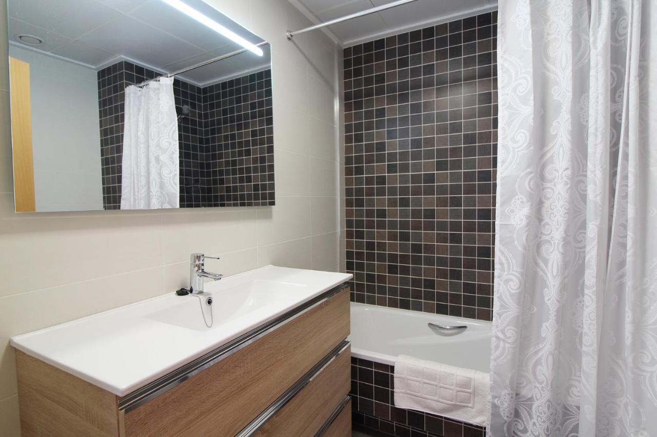 サグント Global Properties, Bonito Adosado Con Jardin En La Playa De Almardaヴィラ エクステリア 写真