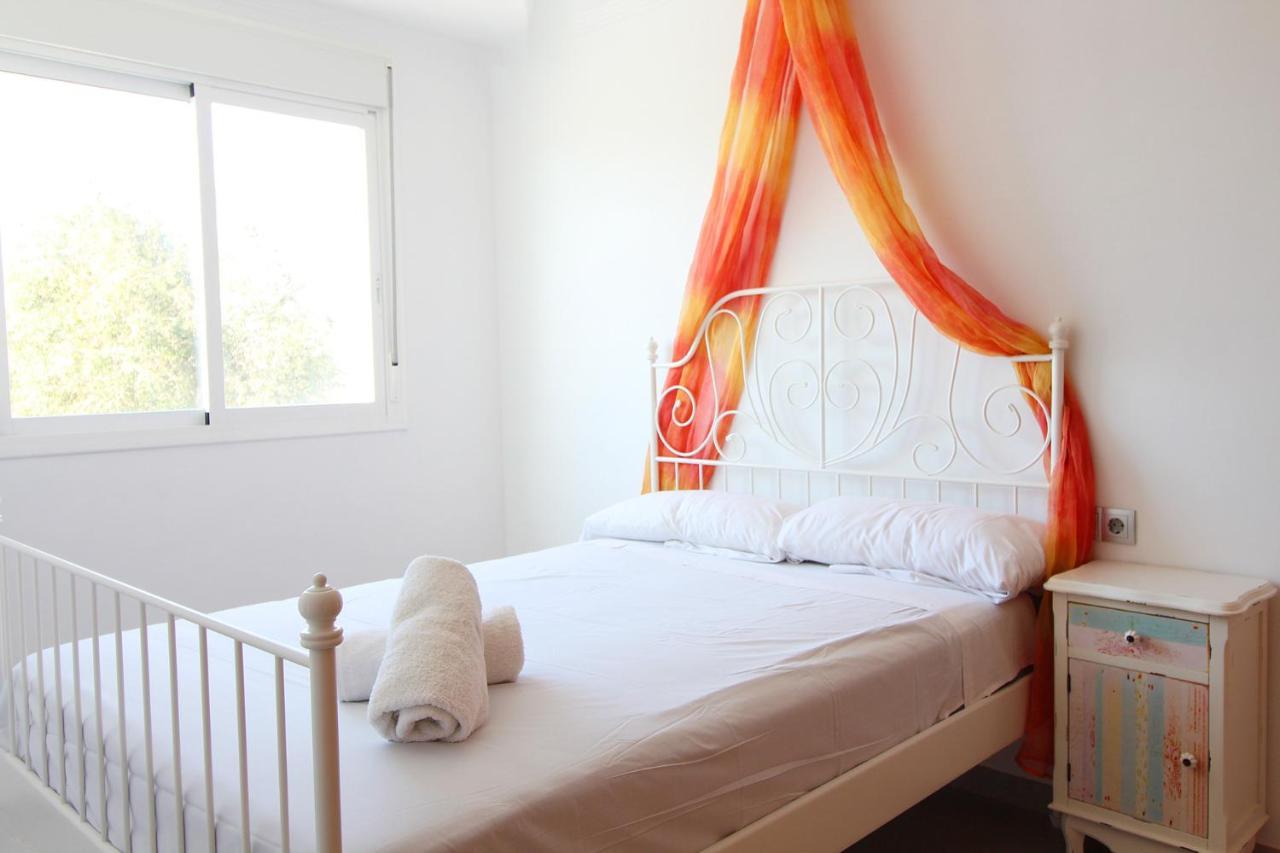 サグント Global Properties, Bonito Adosado Con Jardin En La Playa De Almardaヴィラ エクステリア 写真